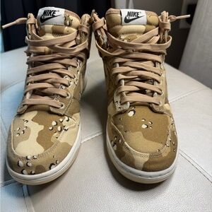 Nike Dunk High Women’s desert camo